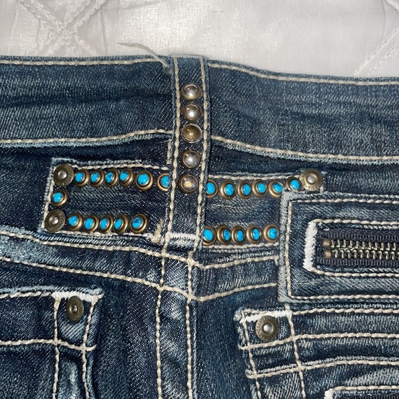 Limited Edition Robins Jean. Size 28. With turquoise studs. Rock n roll vibe - Picture 5 of 9